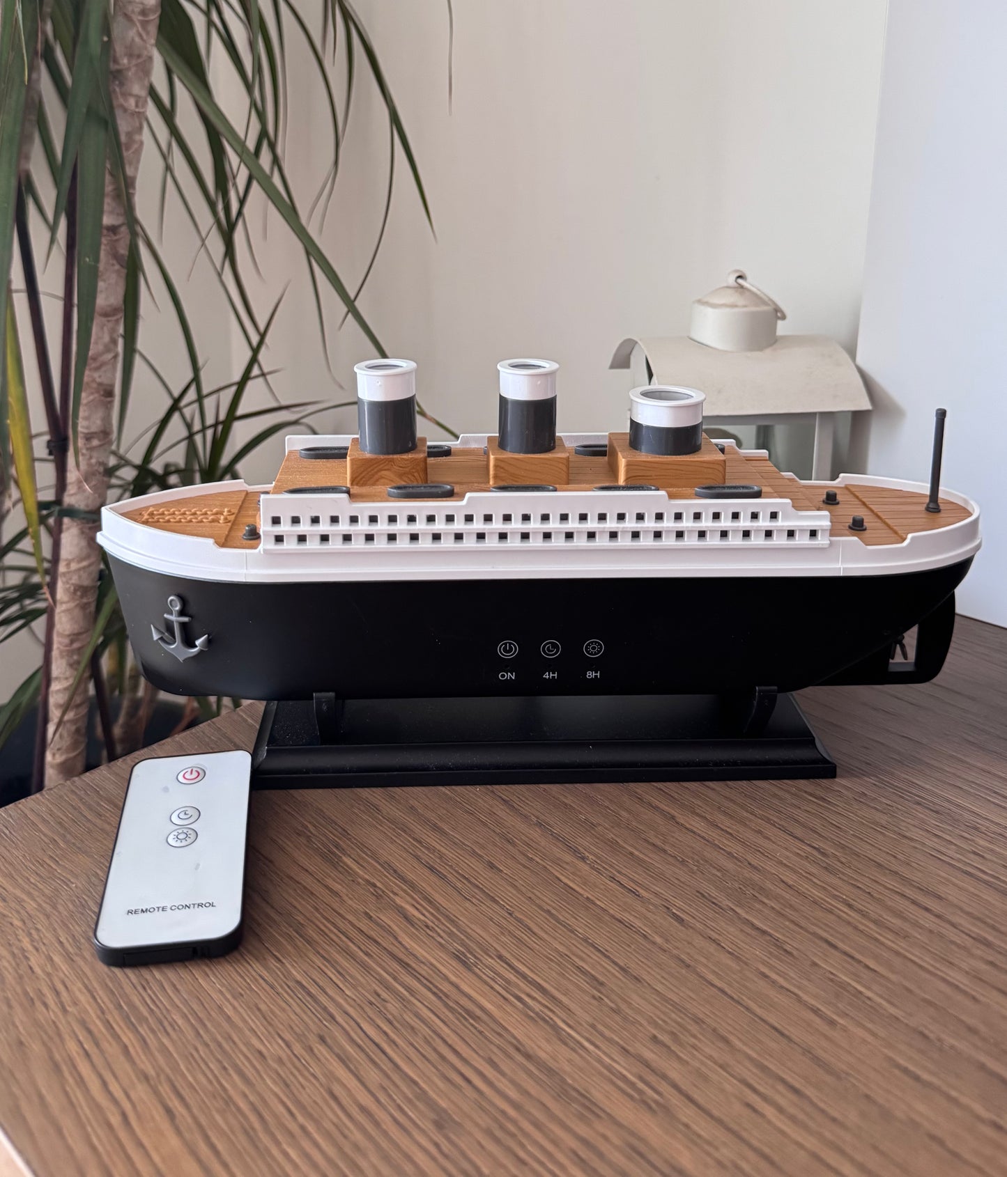 Titanic Humidifier